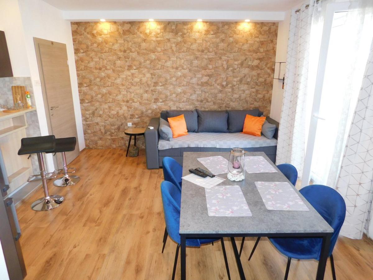 Jacky Apartment / Sea View ماكارسكا المظهر الخارجي الصورة