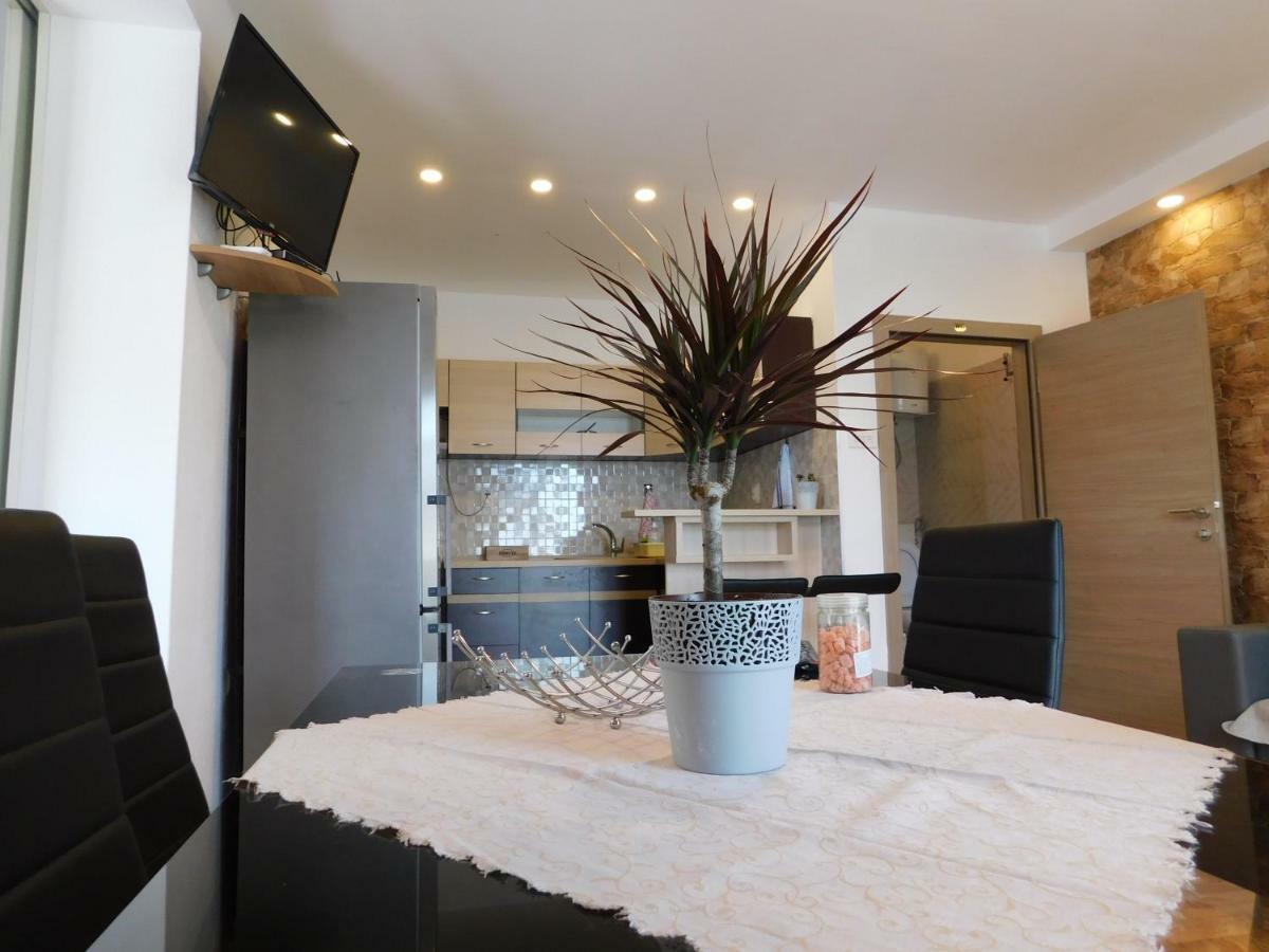 Jacky Apartment / Sea View ماكارسكا المظهر الخارجي الصورة