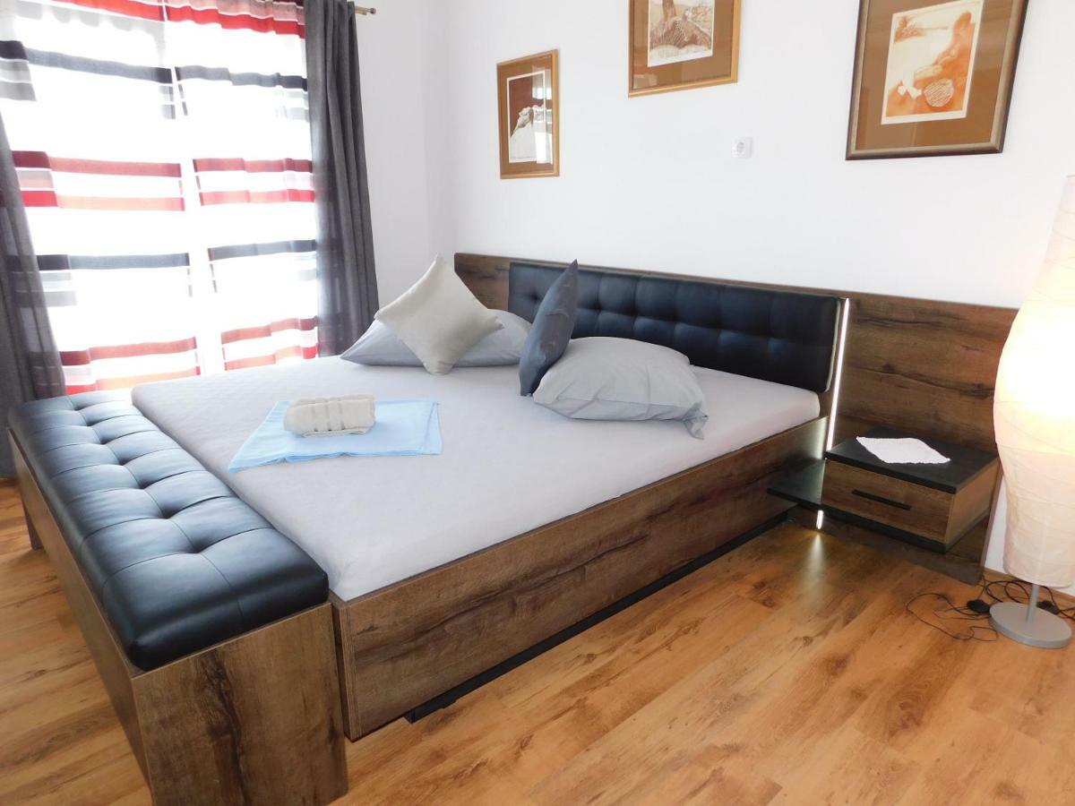 Jacky Apartment / Sea View ماكارسكا المظهر الخارجي الصورة
